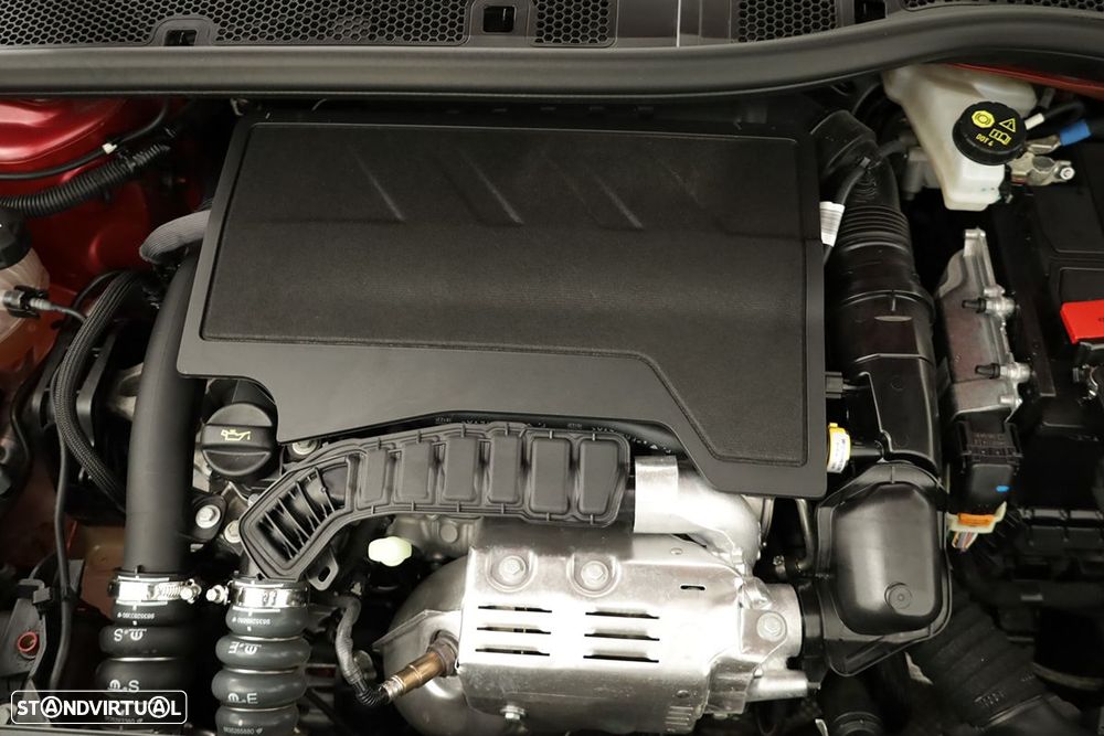 Peugeot 2008 1.2 PureTech Allure - 24