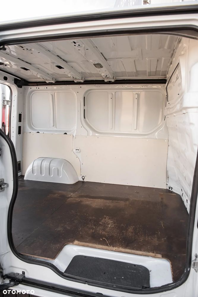 Renault TRAFIC - 16