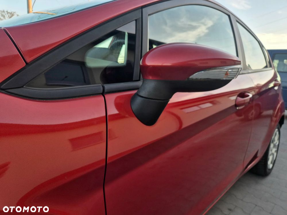 Ford Fiesta 1.25 Celebration - 13