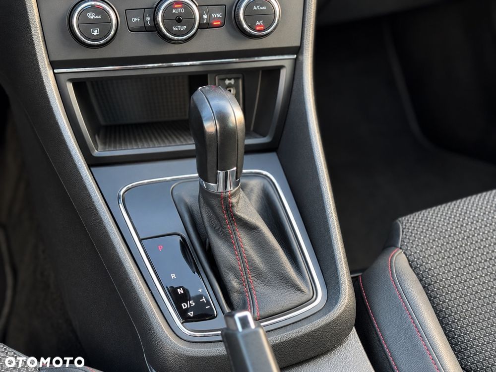 Seat Leon 1.4 TSI FR S&S DSG - 23