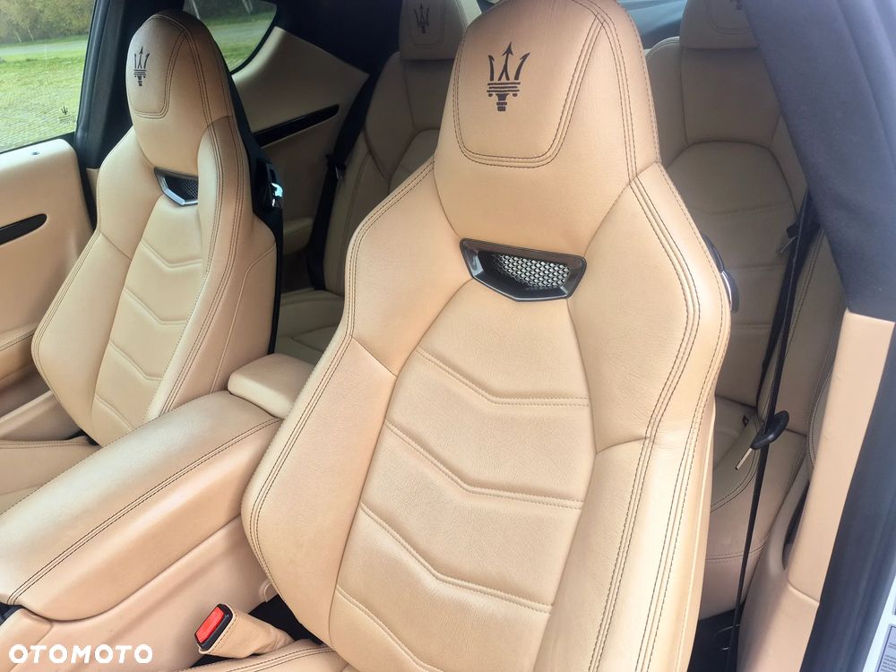 Maserati GranTurismo - 9