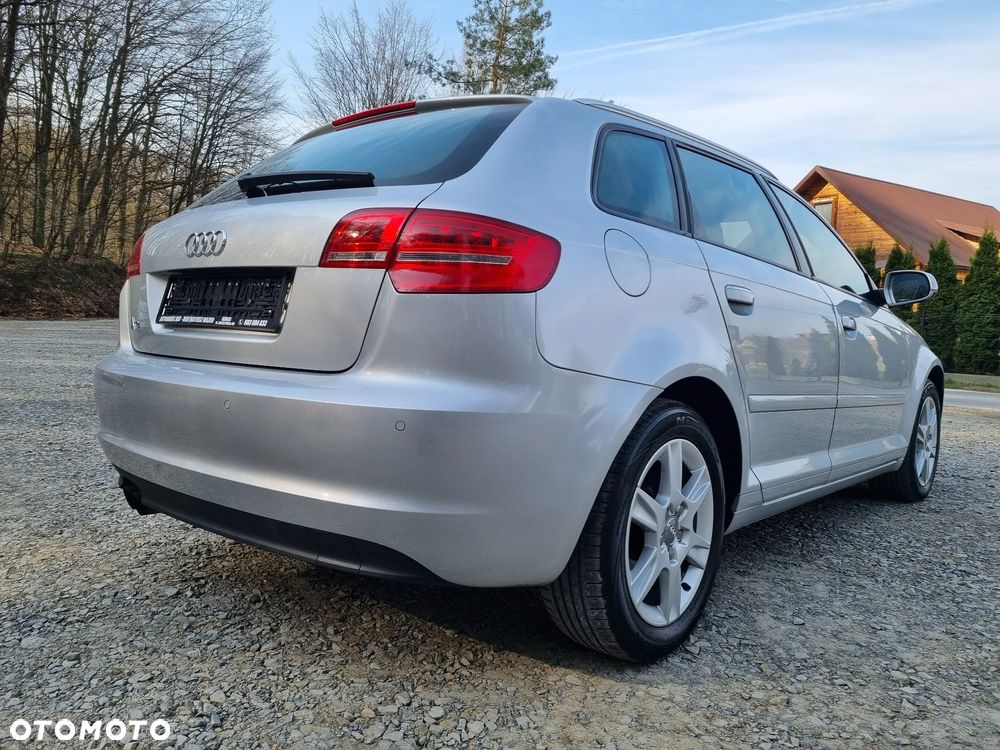 Audi A3 Sportback 1.4 TFSI Ambiente - 9