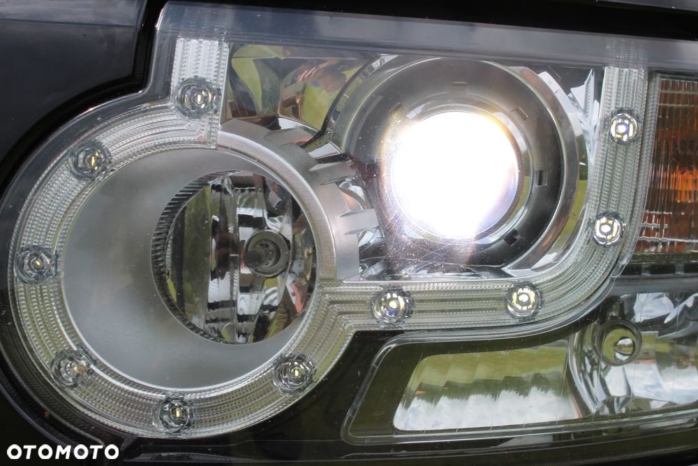 Land Rover Discovery IV 3.0 SD V6 Landmark - 33