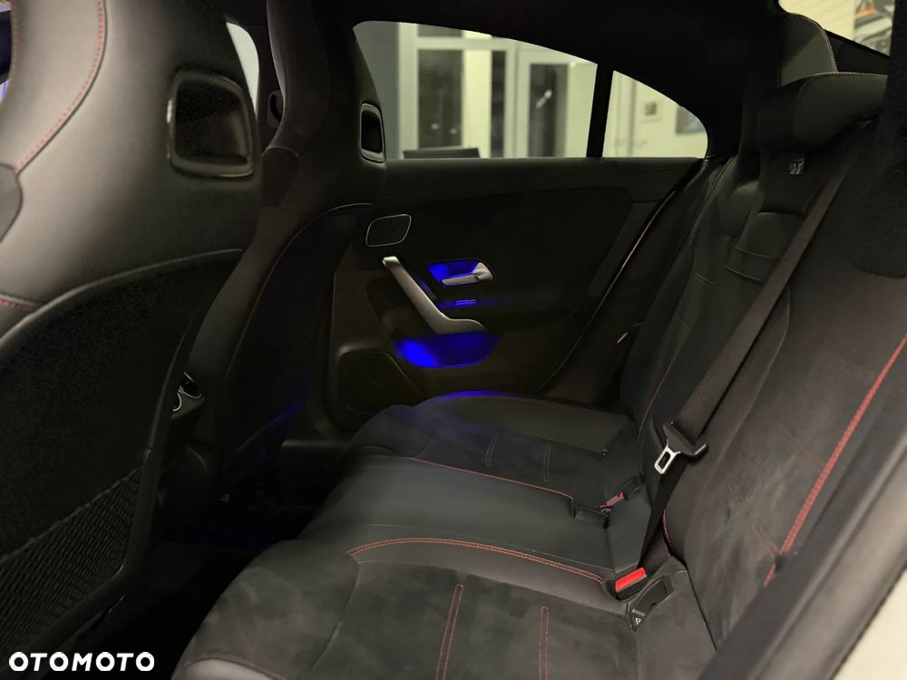 Mercedes-Benz CLA 200 AMG Line 7G-DCT - 9