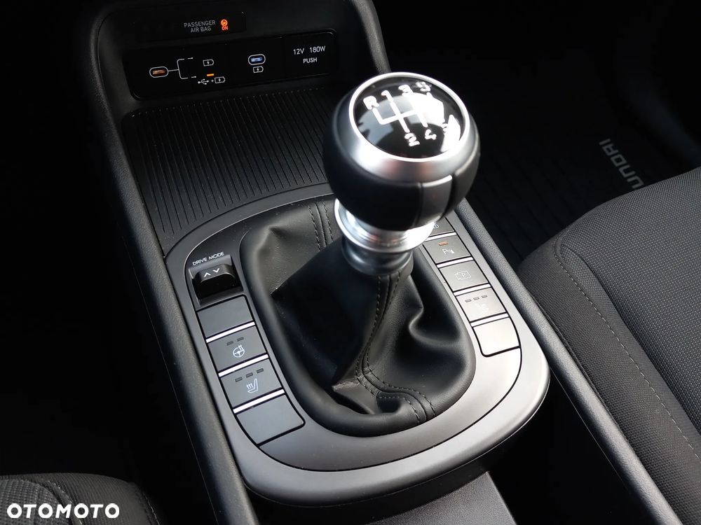 Hyundai Kona 1.0 T-GDI Smart - 18