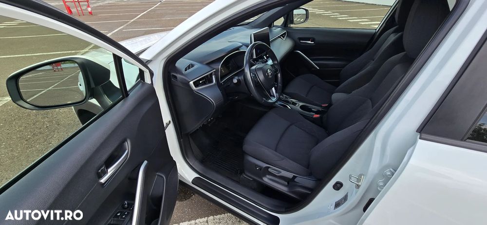 Toyota Corolla Cross 2.0 VVT-i 4x4 Team Deutschland - 5