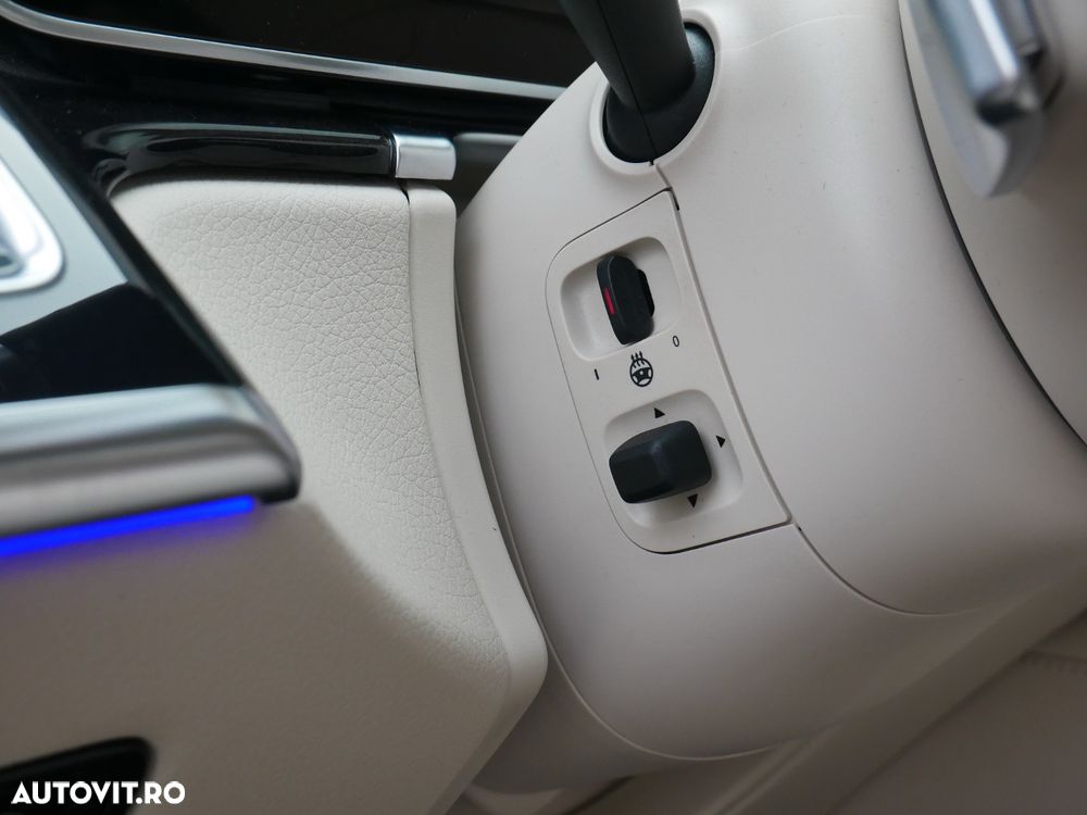 Mercedes-Benz S - 32