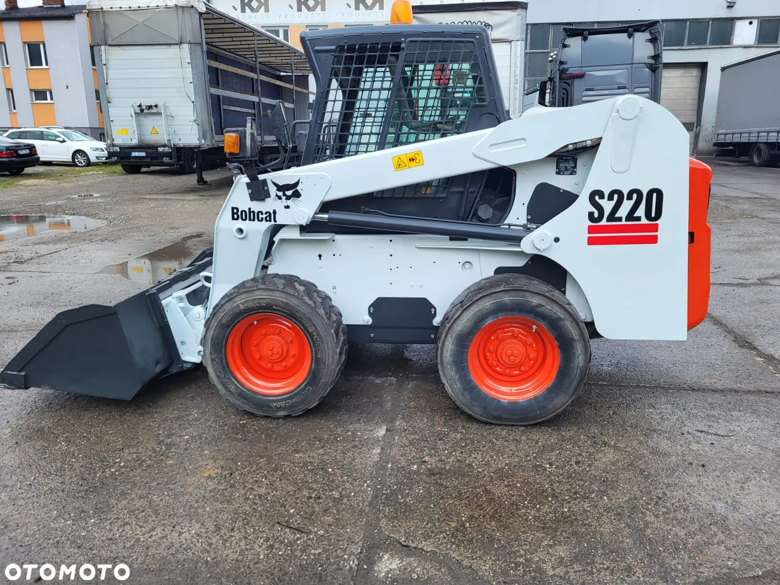 Bobcat S220 - 7
