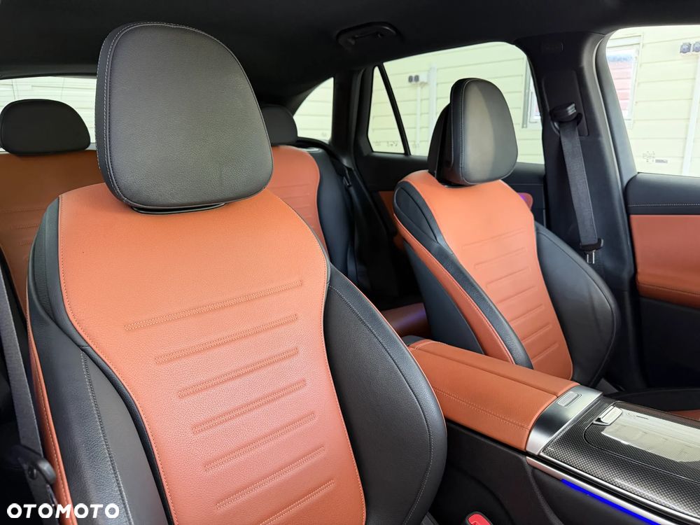 Mercedes-Benz GLC 400 e PHEV 4-Matic AMG Line - 31