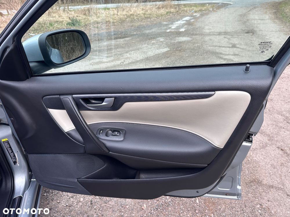 Volvo S60 2.4 Summum - 21