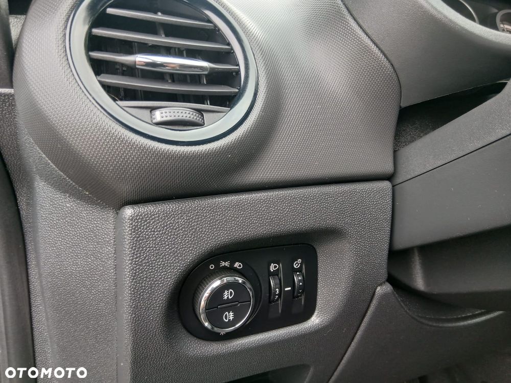 Opel Corsa 1.2 16V Enjoy - 20