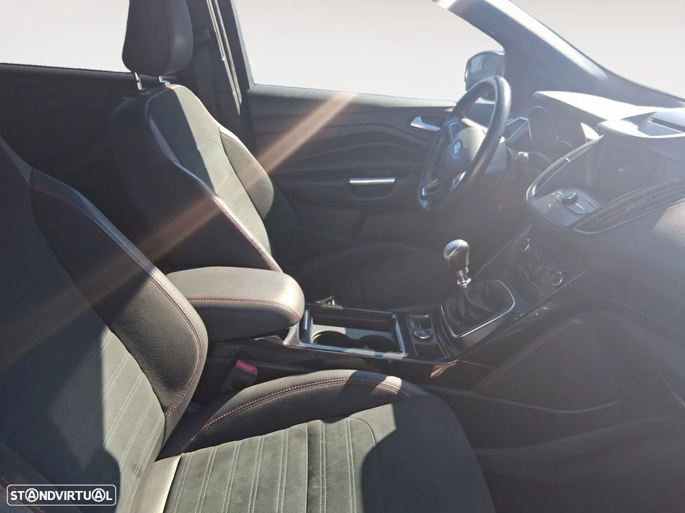 Ford Kuga 1.5 EcoBoost ST-Line - 12