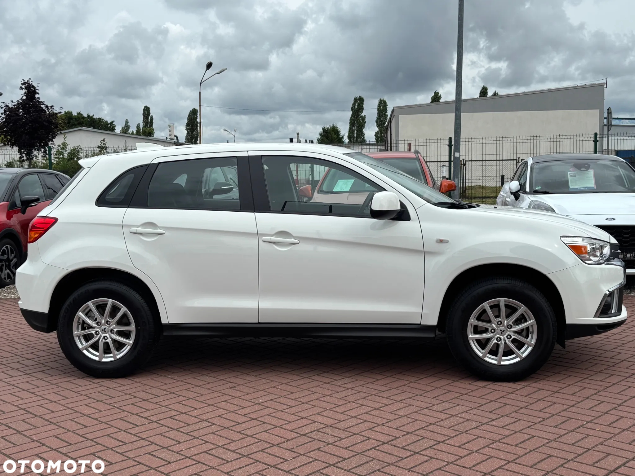 Mitsubishi ASX 1.6 ClearTec 2WD Basis - 11