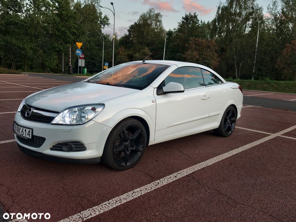 Opel Astra 1.9 CDTI Cosmo - 2