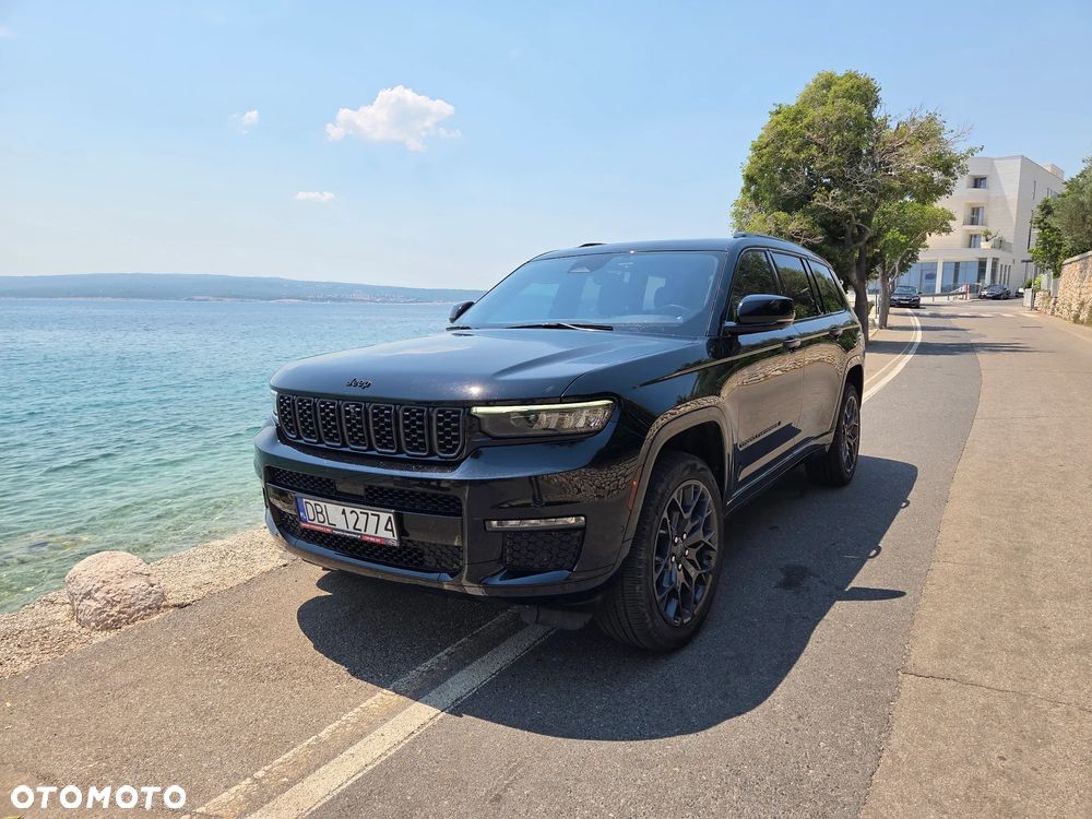 Jeep Grand Cherokee - 1