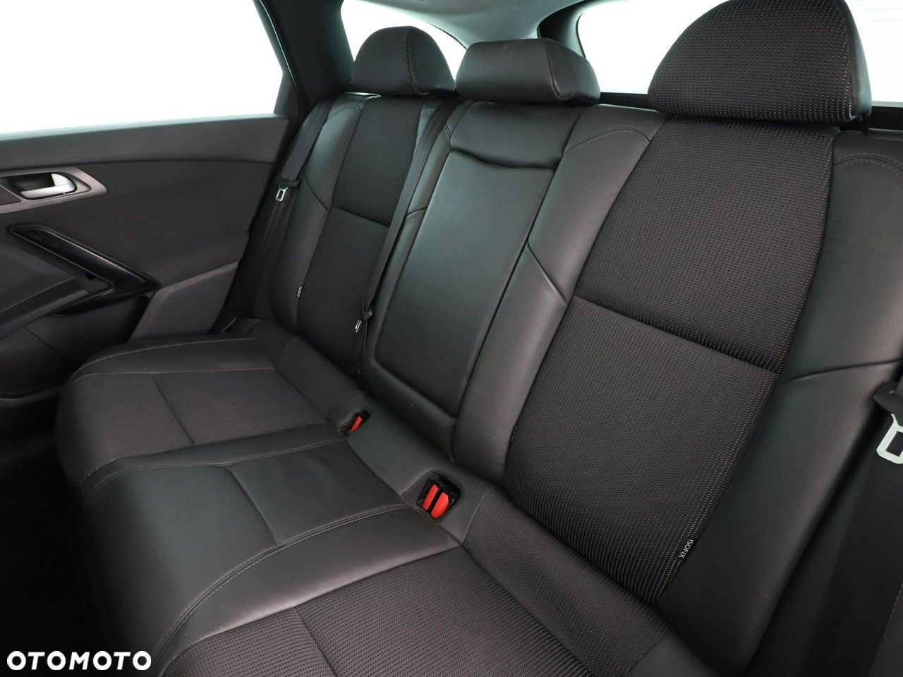 Peugeot 508 2.0 BlueHDi Allure S&S - 17