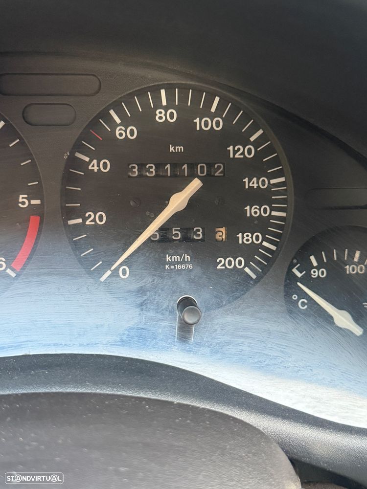 Opel Corsa 1.5 TD Eco - 9