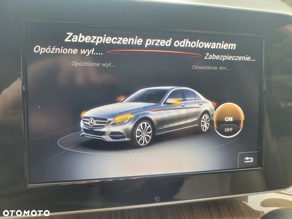 Mercedes-Benz Klasa C 220 (BlueTEC) d 7G-TRONIC - 23