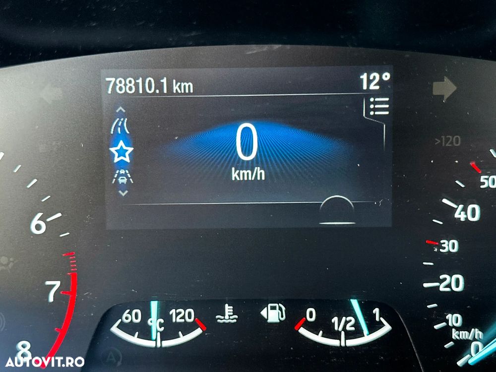 Ford Focus 1.0 EcoBoost Titanium Business - 16