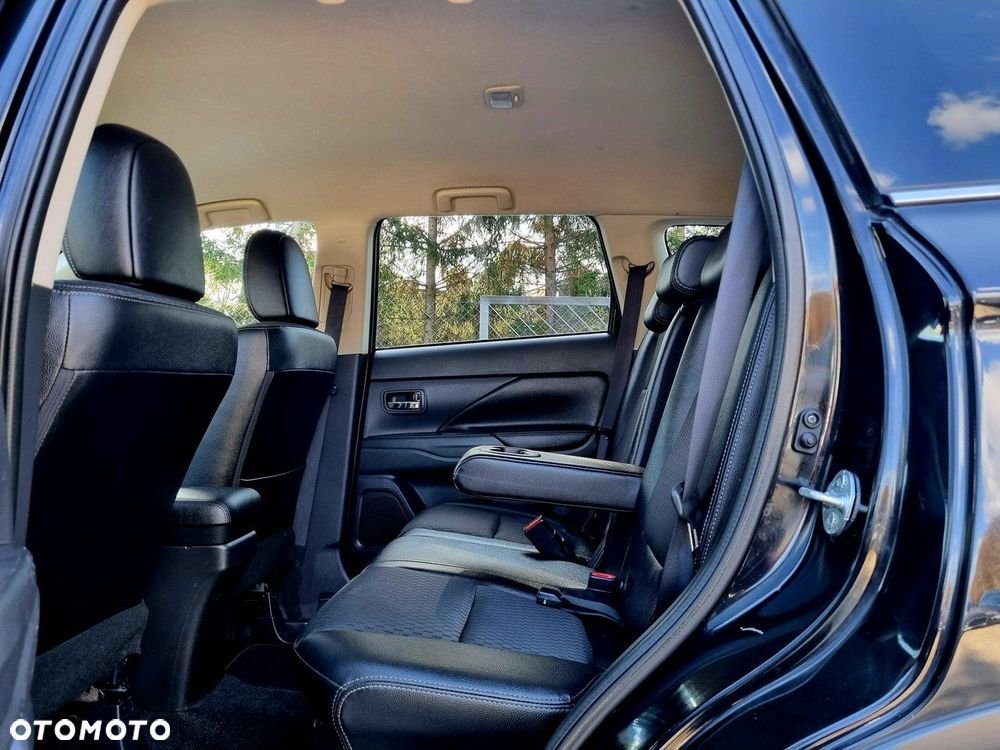 Mitsubishi Outlander 2.0 Intense 4WD CVT - 10