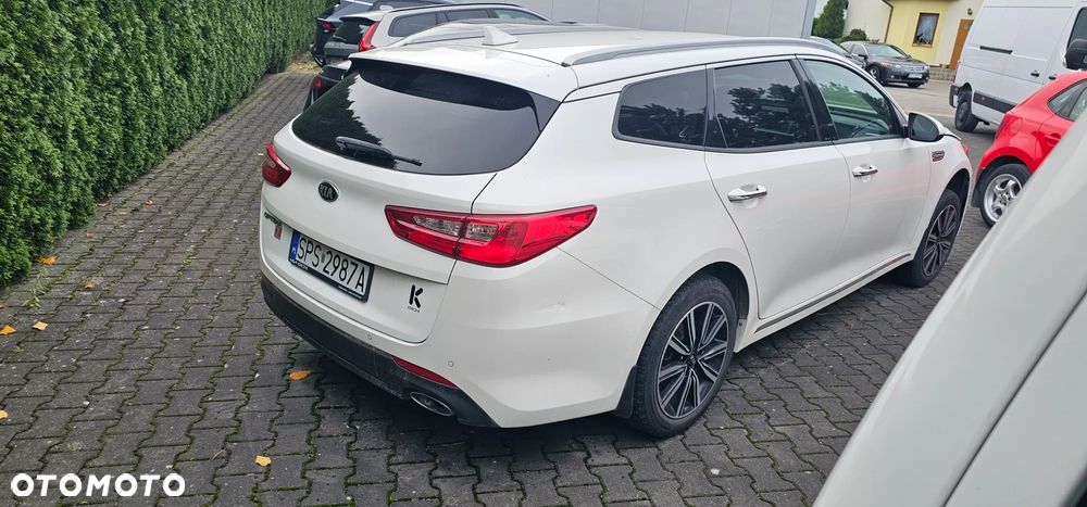 Kia Optima - 4