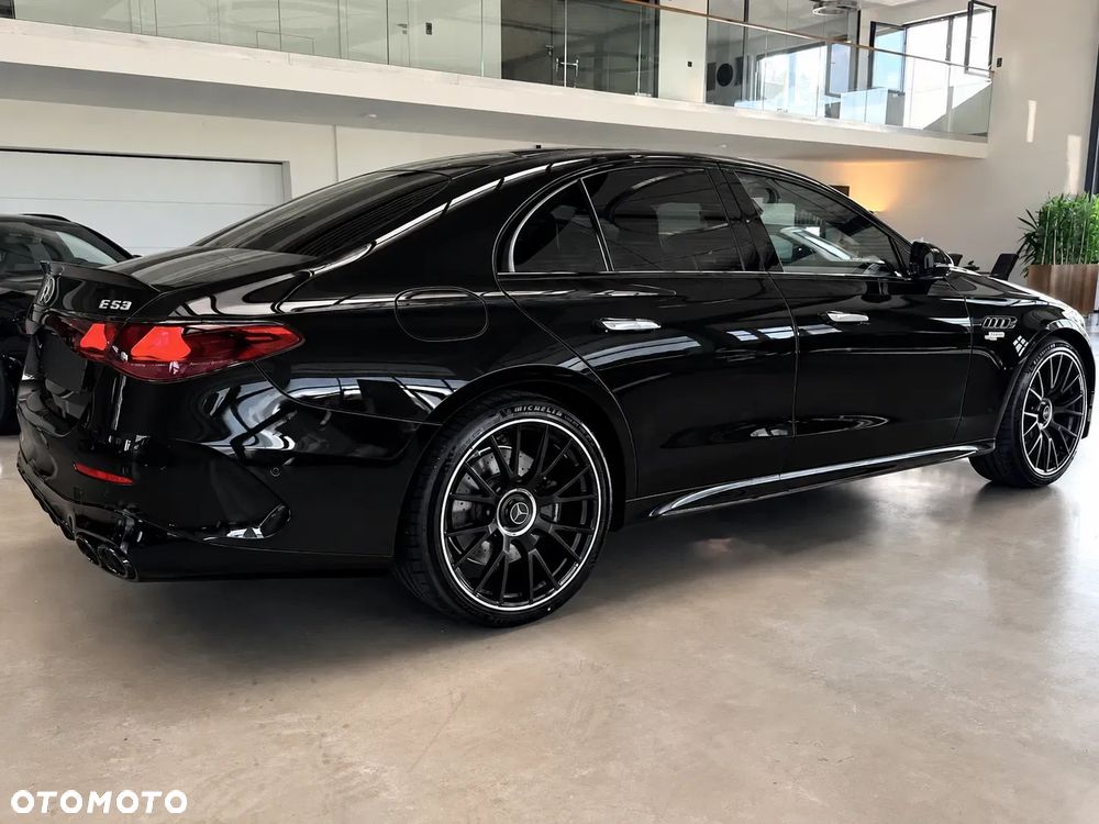 Mercedes-Benz Klasa E AMG 63 4-Matic+ - 4