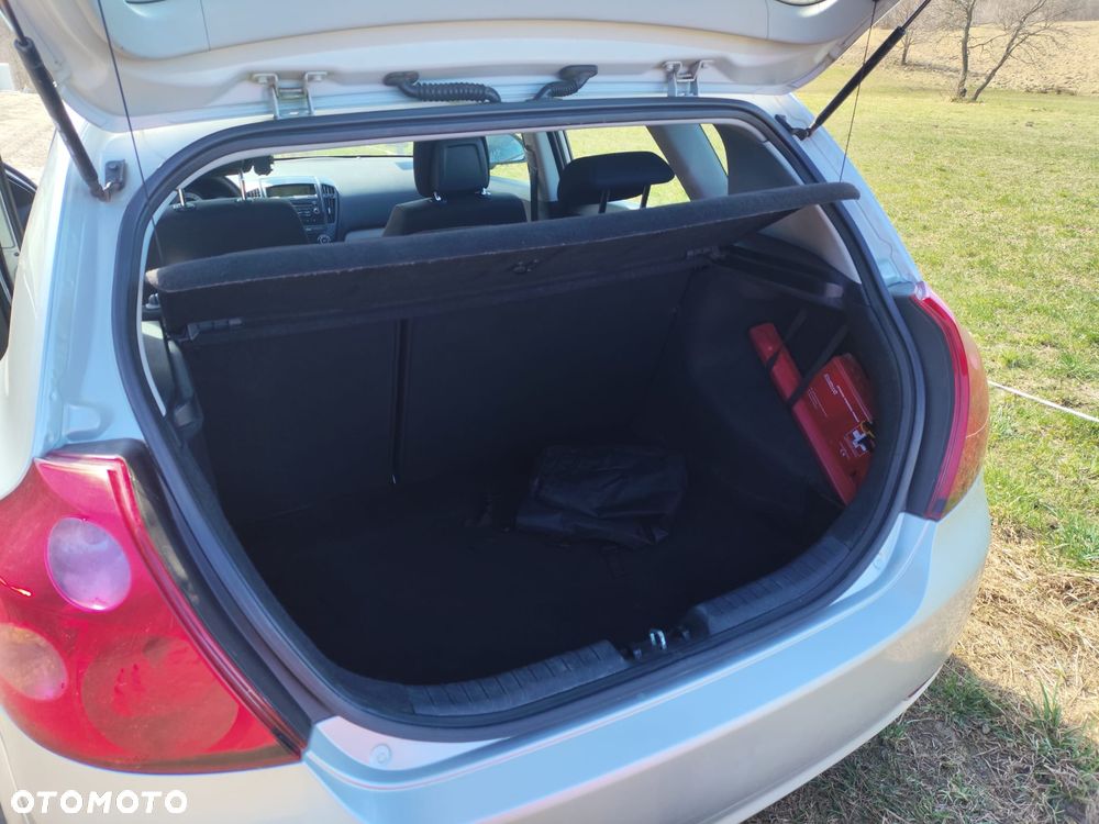 Kia Ceed 1.4 Comfort + - 11