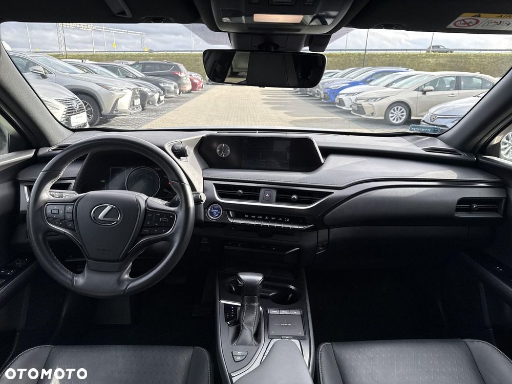 Lexus UX - 20