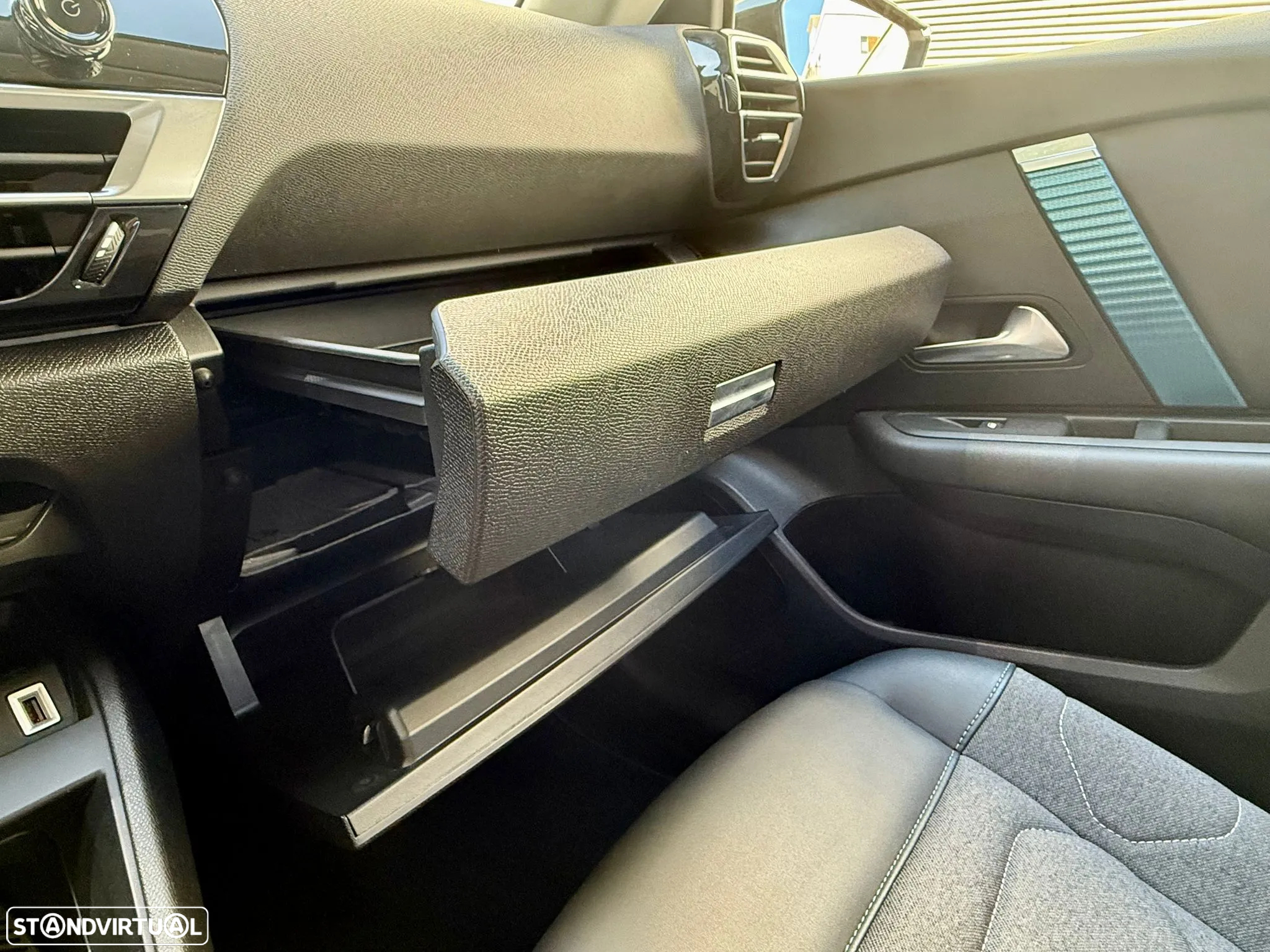 Citroën e-C4 50 kWh Feel Pack - 19