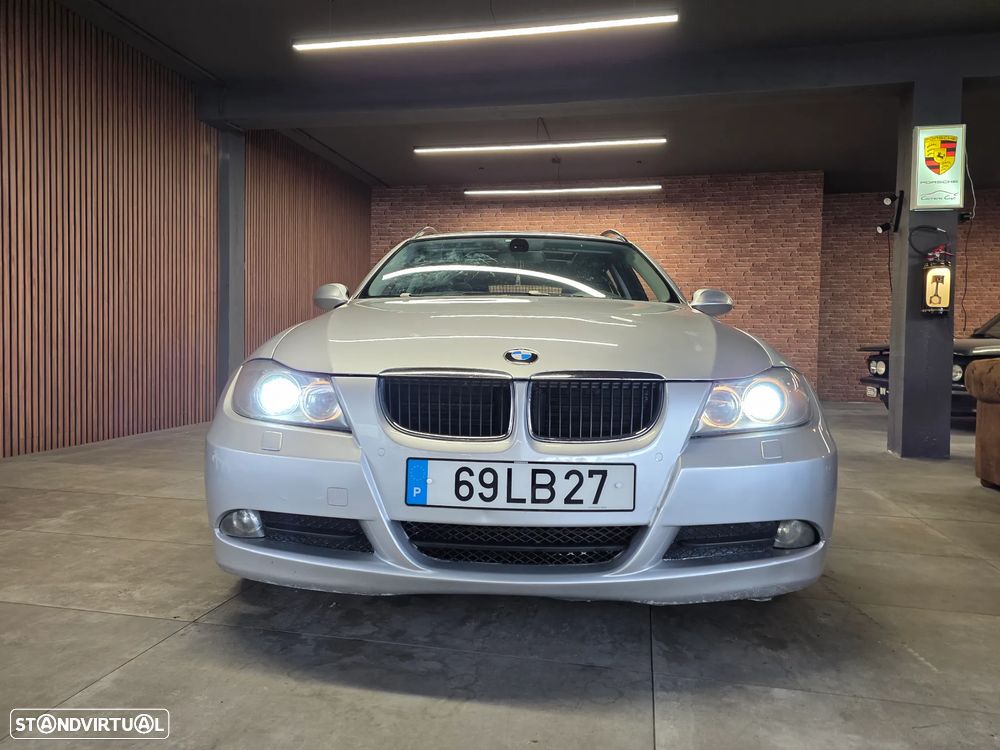BMW 320 d Navigation - 12