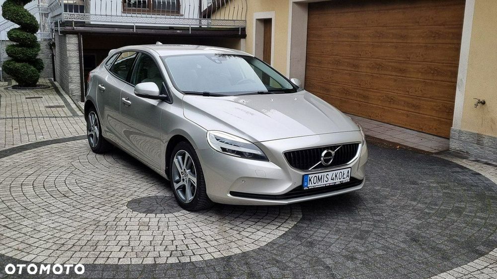 Volvo V40 - 9