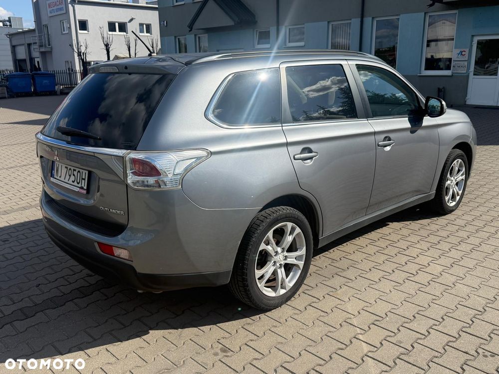 Mitsubishi Outlander 2.0 Intense - 3