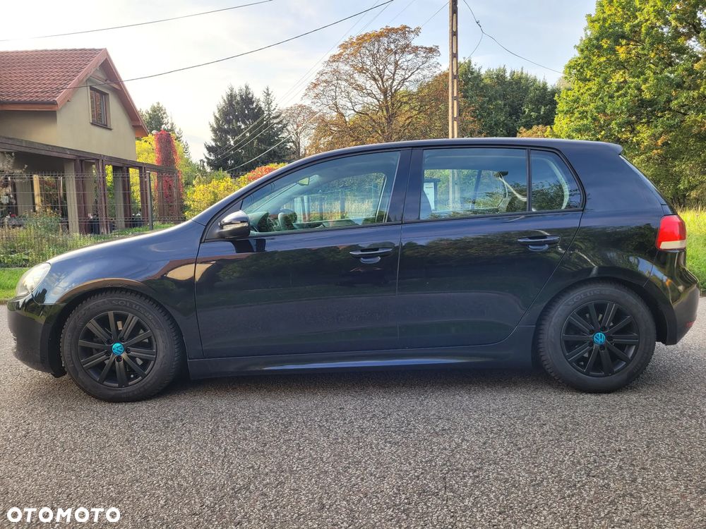 Volkswagen Golf - 6