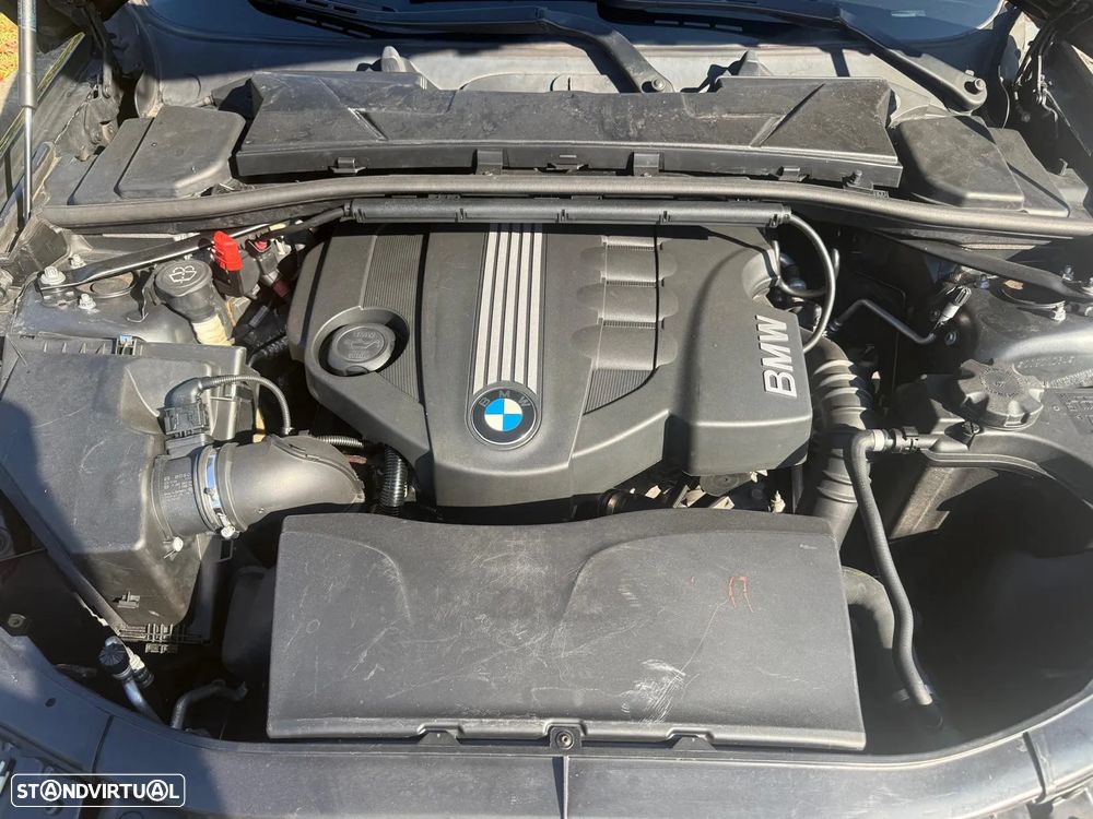 BMW 318 d - 21
