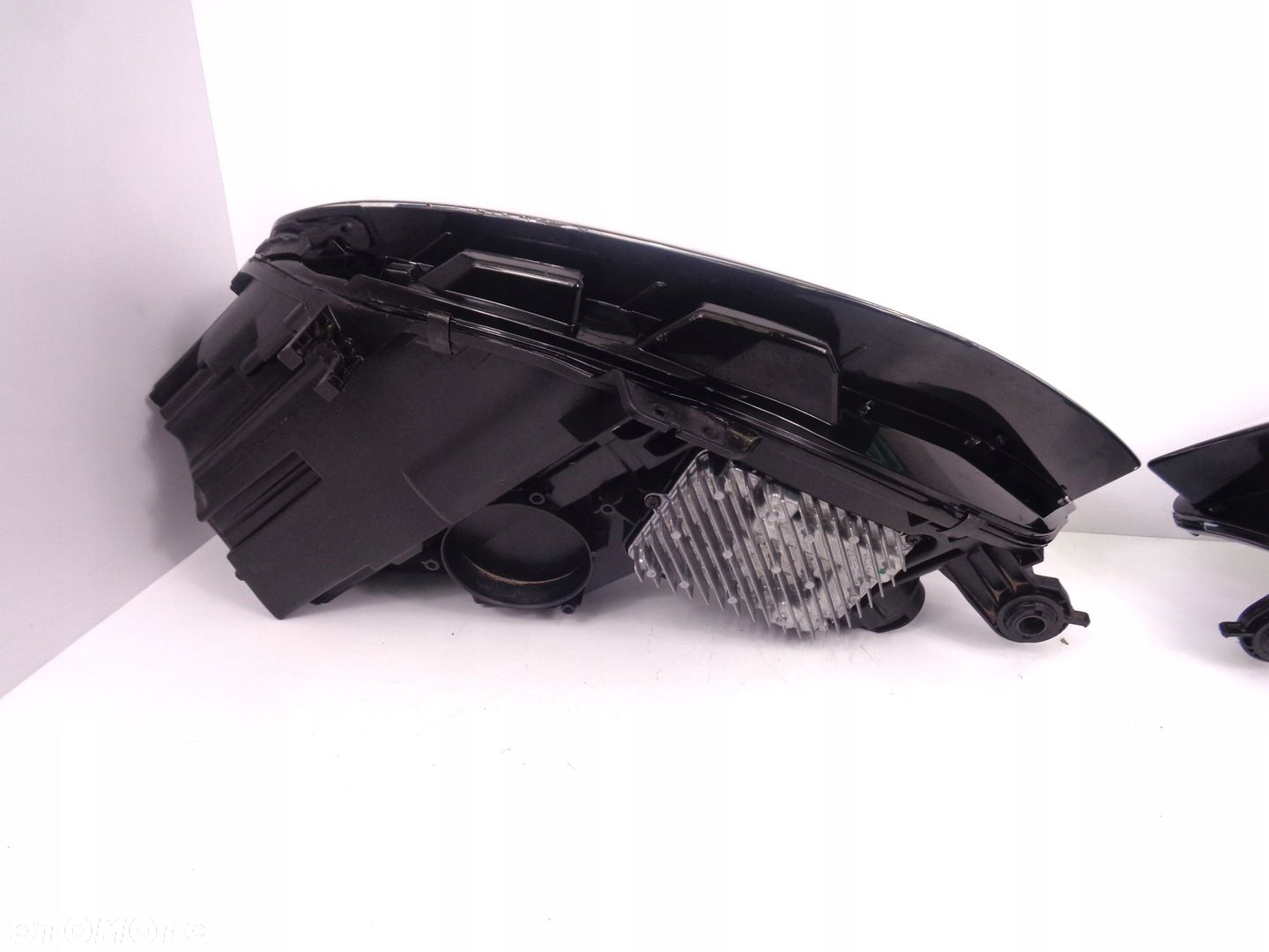 AUDI A4 B9 LIFT LAMPY MATRIX 8W0941036E 8W0941035E - 5