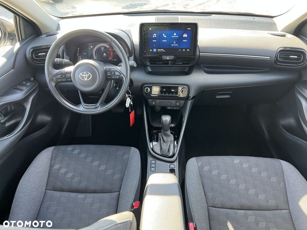 Toyota Yaris Hybrid 1.5 Style - 11