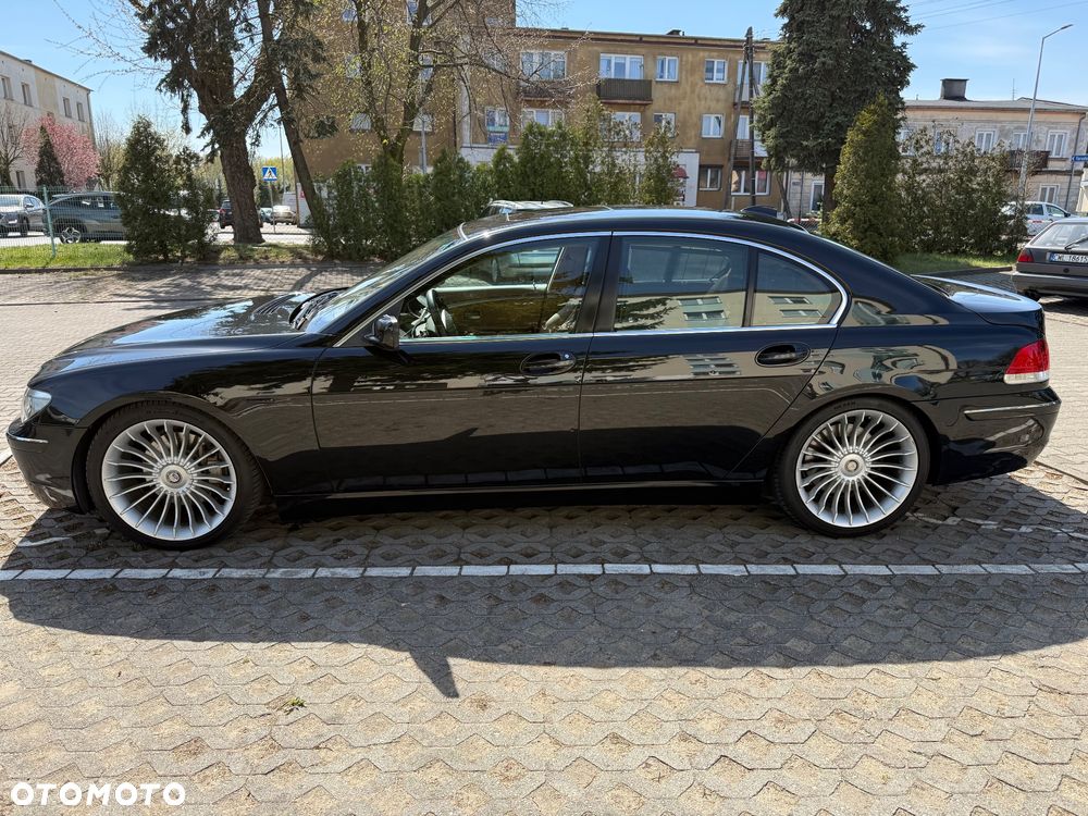 BMW Seria 7 750i - 7