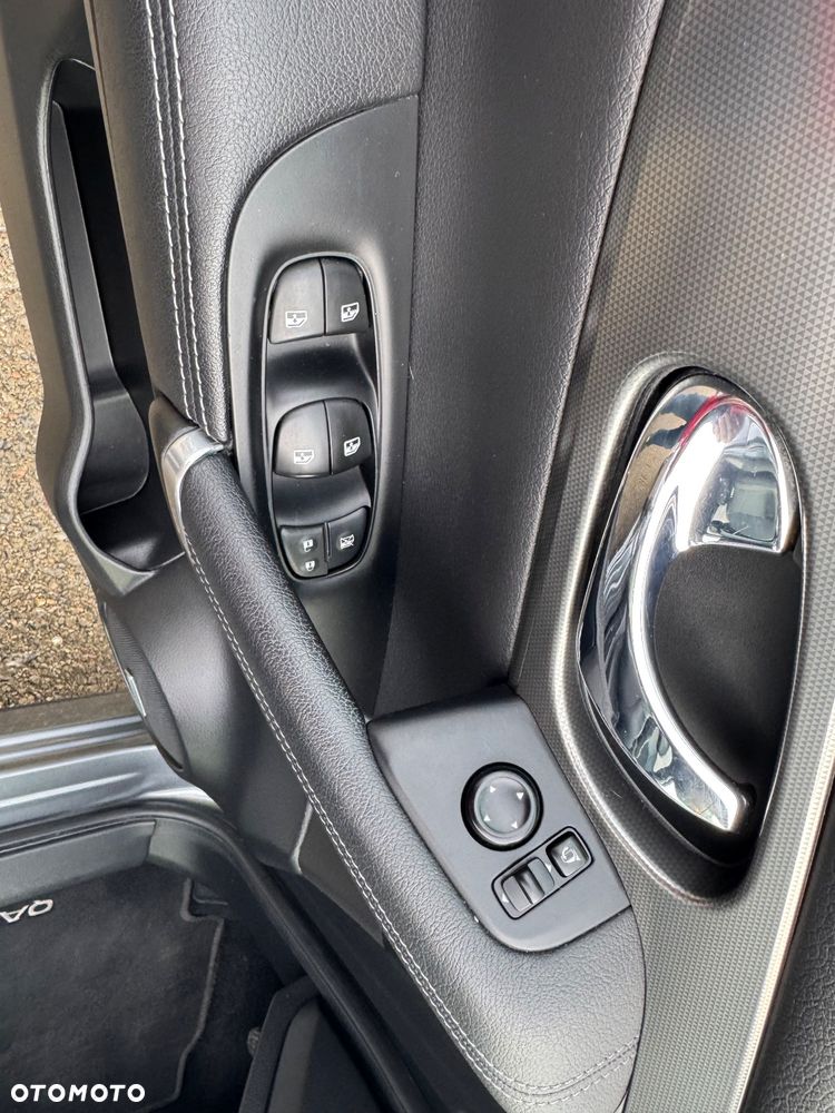 Nissan Qashqai 1.6 DCi TEKNA+ - 30