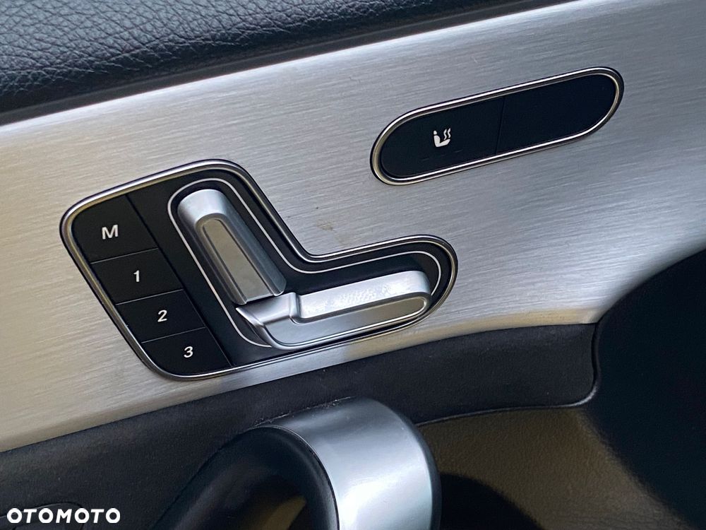 Mercedes-Benz Klasa A 45 S AMG 4-Matic 8G-DCT - 24