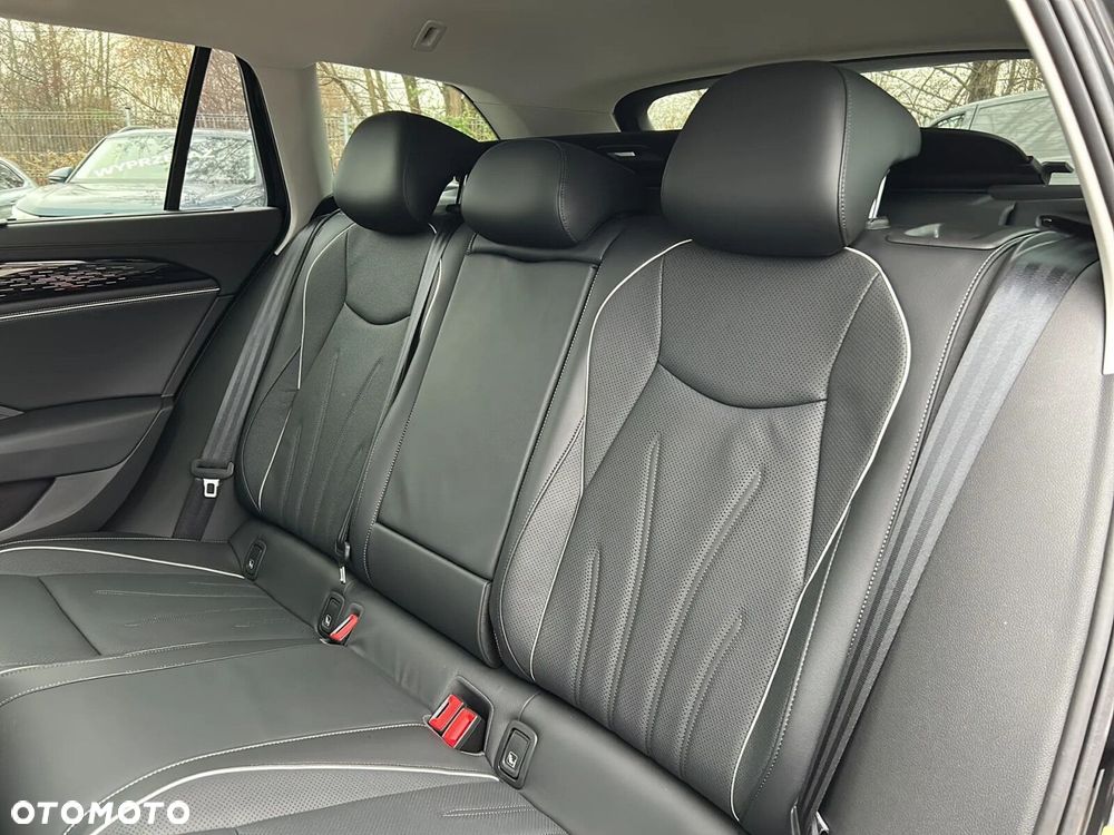 Volkswagen Passat Variant - 7