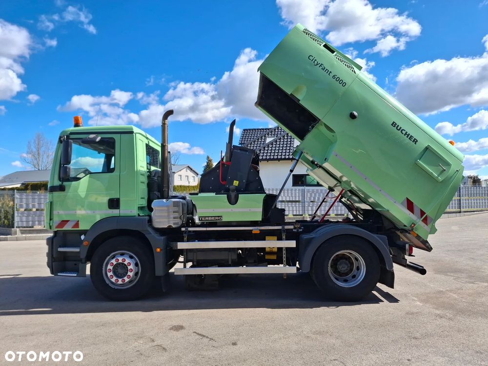MAN TGM 16.250 Zamiatarka BUCHER CityFant 6000 Euro 6 EUnited PM10 Dodatkowy Silnik Rok: 2015 Zamiatarka Uliczna Niski Przebieg - 10