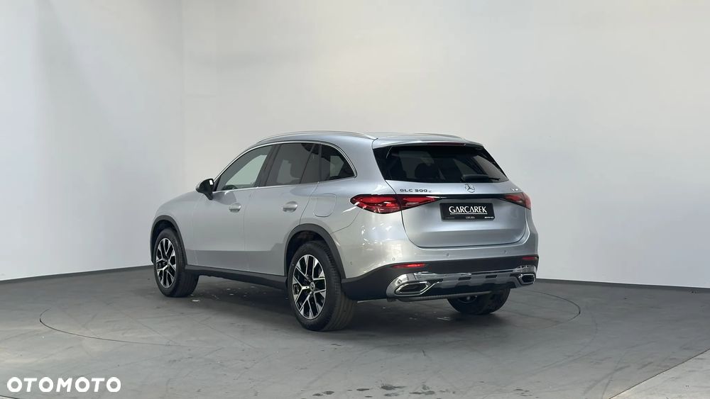 Mercedes-Benz GLC 300 e 4-Matic AMG Line - 5