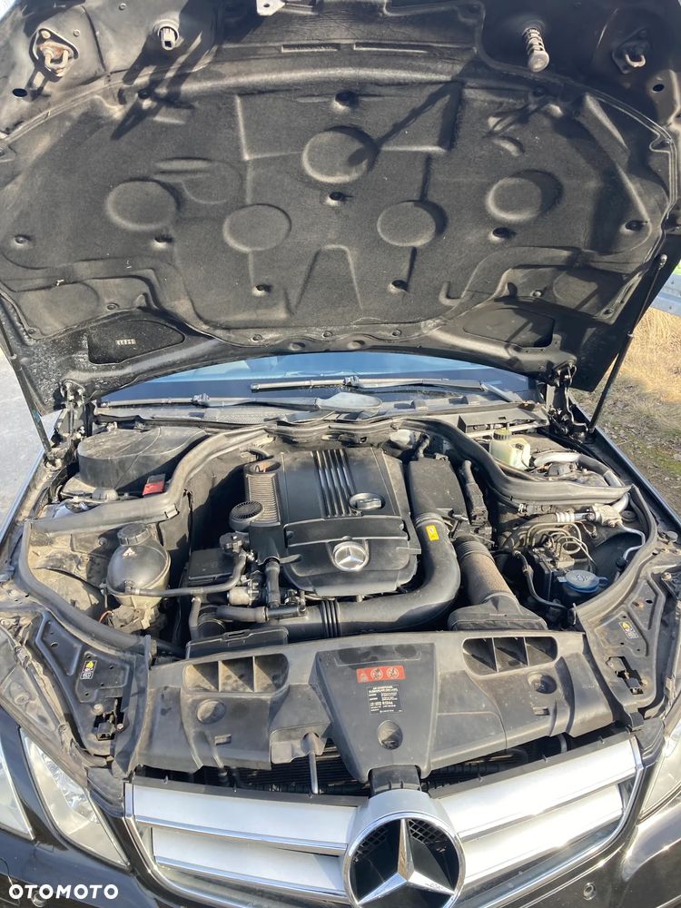 Mercedes-Benz Klasa E - 9