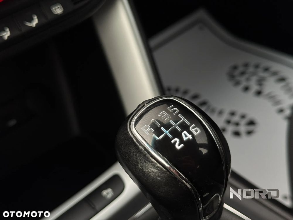 Kia Ceed 1.6 CRDi L - 22