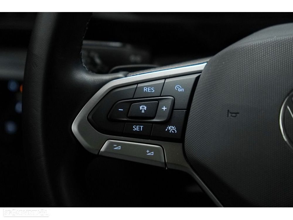 VW T-Cross 1.0 TSI Urban DSG - 19