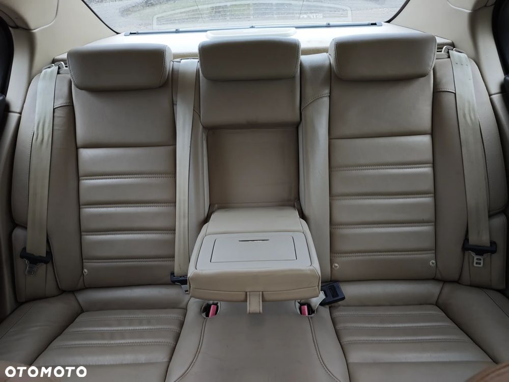 Renault Latitude - 18