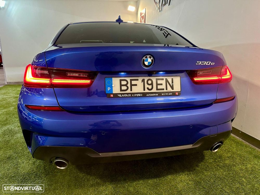 BMW 330 e Aut. M Sport - 8
