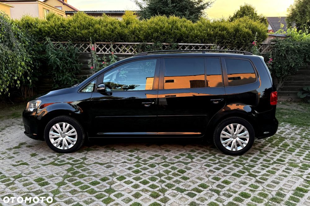 Volkswagen Touran 1.6 TDI DPF Highline - 16