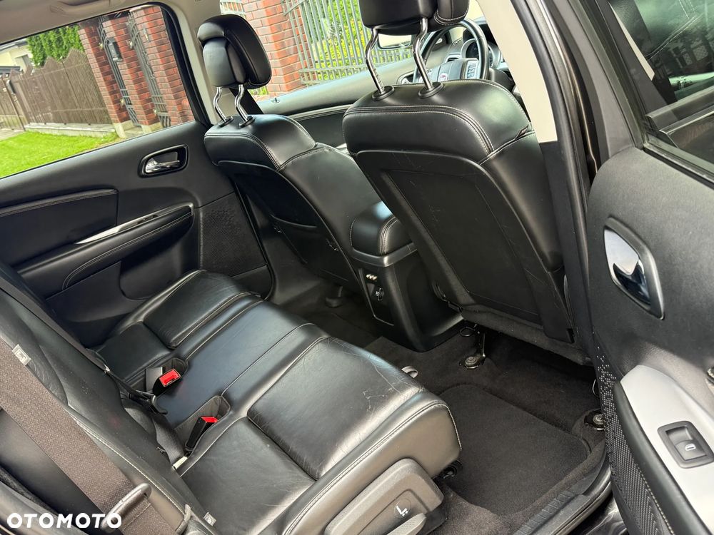 Fiat Freemont 2.0 Multijet Black Code AWD - 28