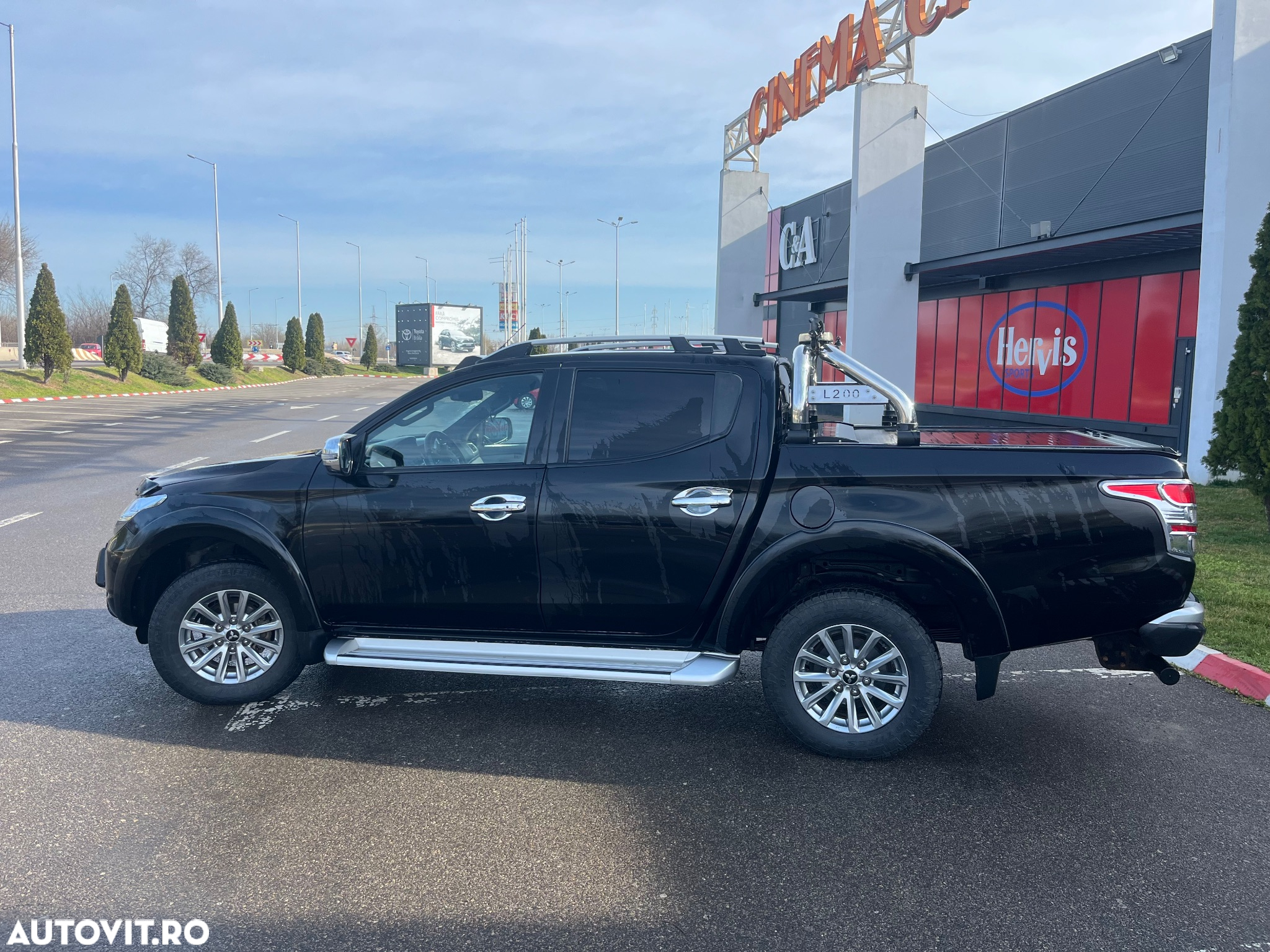 Mitsubishi L200 Double Cab 2.4 DI-D Intense Aut. - 4